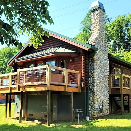 Skinny Dippin'-River Front- Free Tickets-Dog Friendly-Sleeps 6 Pigeon Forge Bagian luar foto