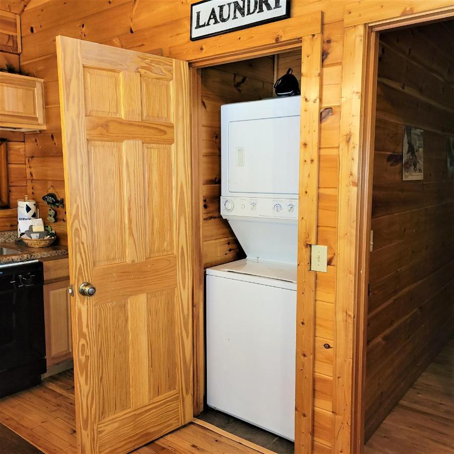 Skinny Dippin'-River Front- Free Tickets-Dog Friendly-Sleeps 6 Pigeon Forge Bagian luar foto